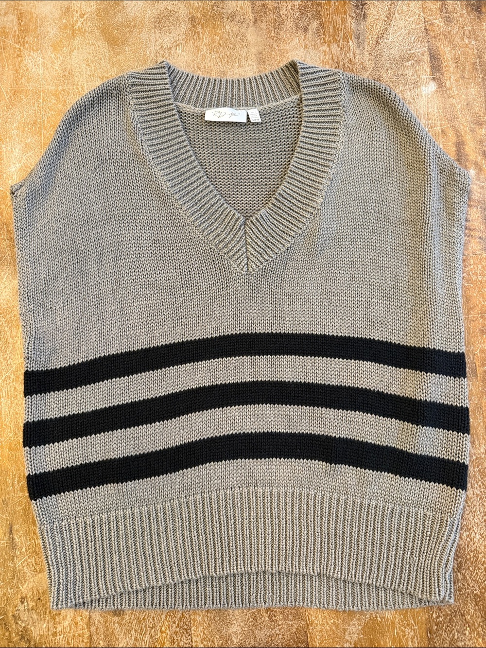 RD Style from Evereve Gray V-Neck Knit Sweater Vest with Black Stripes